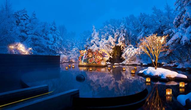 冬季限定睡魔浮湯，守護青森子民的睡魔在池畔相望。
