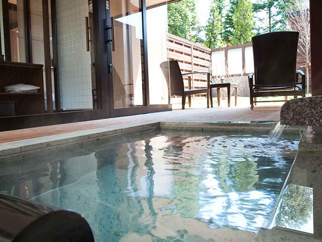有客房內的露天風呂及大眾浴池可選擇。