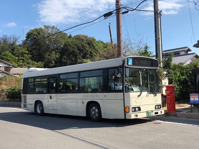 小豆島 的巴士班次較鬆散，最好多預留一些時間